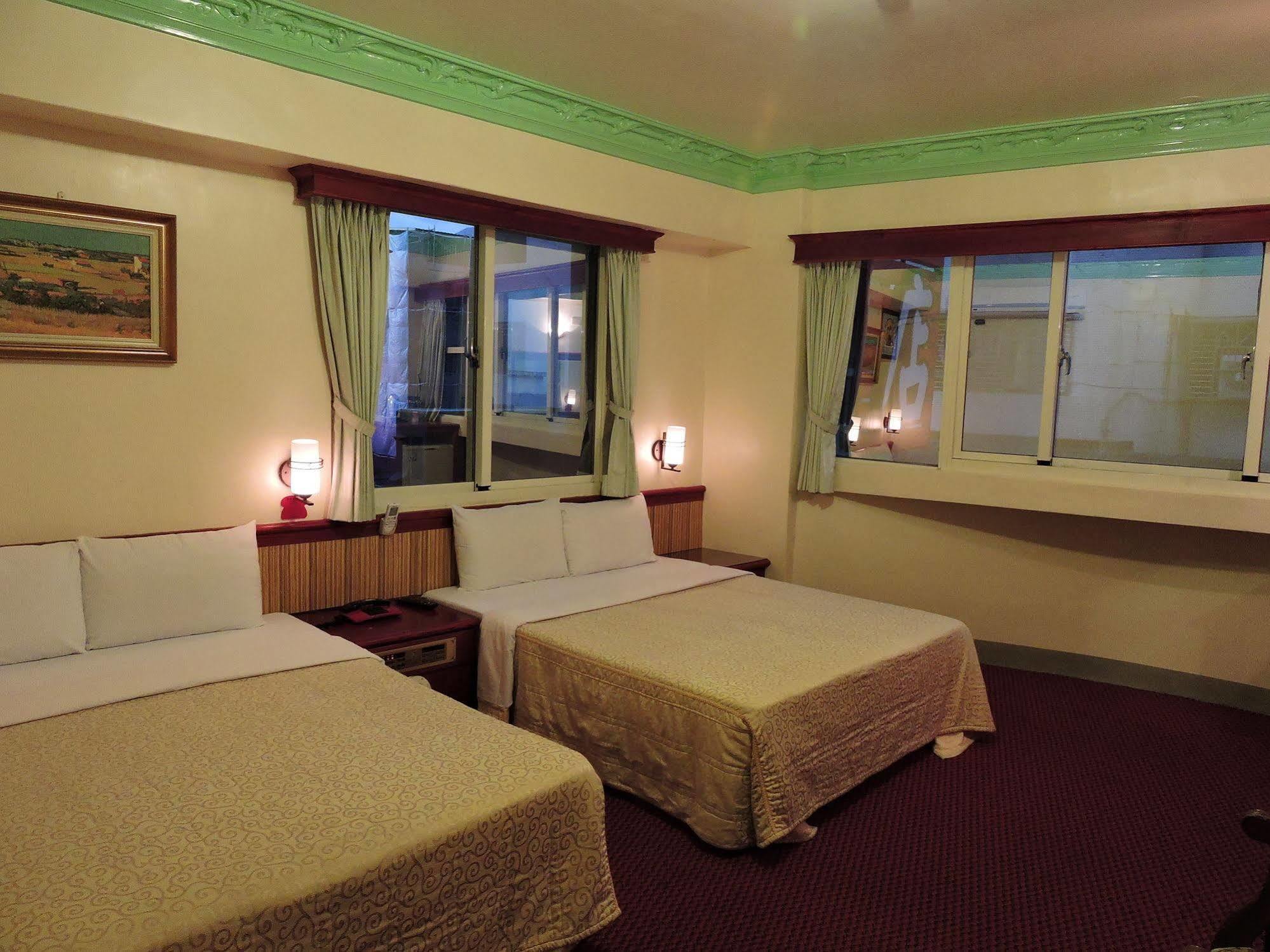 Longchi Hot-Spring Hotel Jiaoxi Eksteriør billede